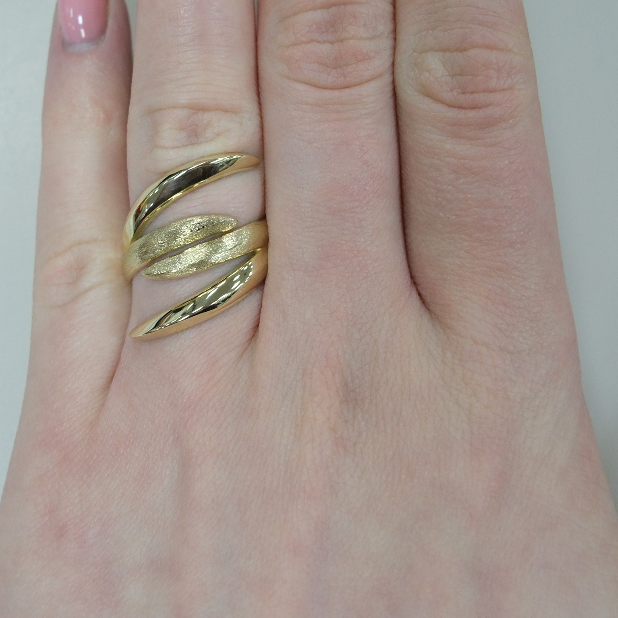 10319-000622 Кольцо (Au 585)